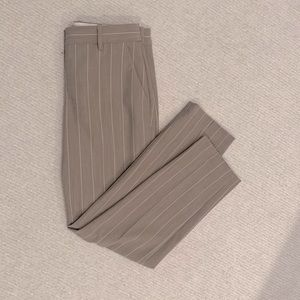 Like new! Treeca 2 traceable stripe